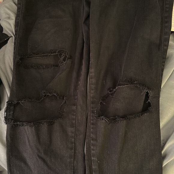 Fashion Nova Black Distressed Jeggings - Picture 2 of 3